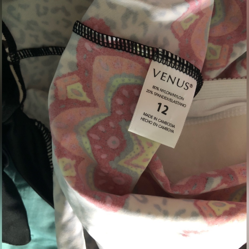 VENUS Floral and Leopard Print Women's Swim Top size 12 NWOT - Picture 11 of 12